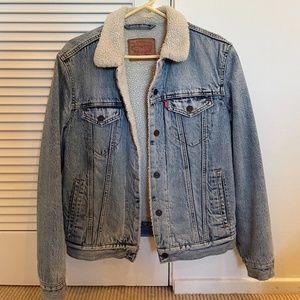 Levi's Sherpa Jacket Size Small